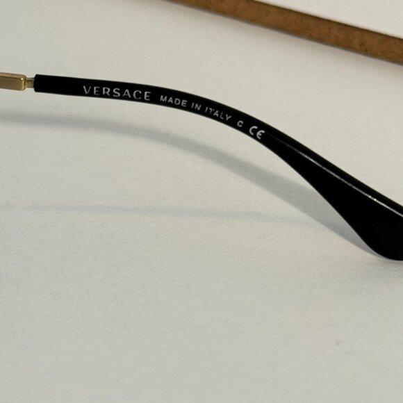 Original VERSACE Sunglasses with case! main image 10